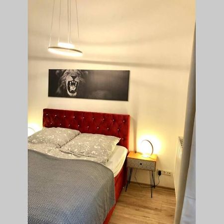 Apartment Zum Goldenen Lowen Inkl. Parkplatz & Wlan Erfurt Exterior photo