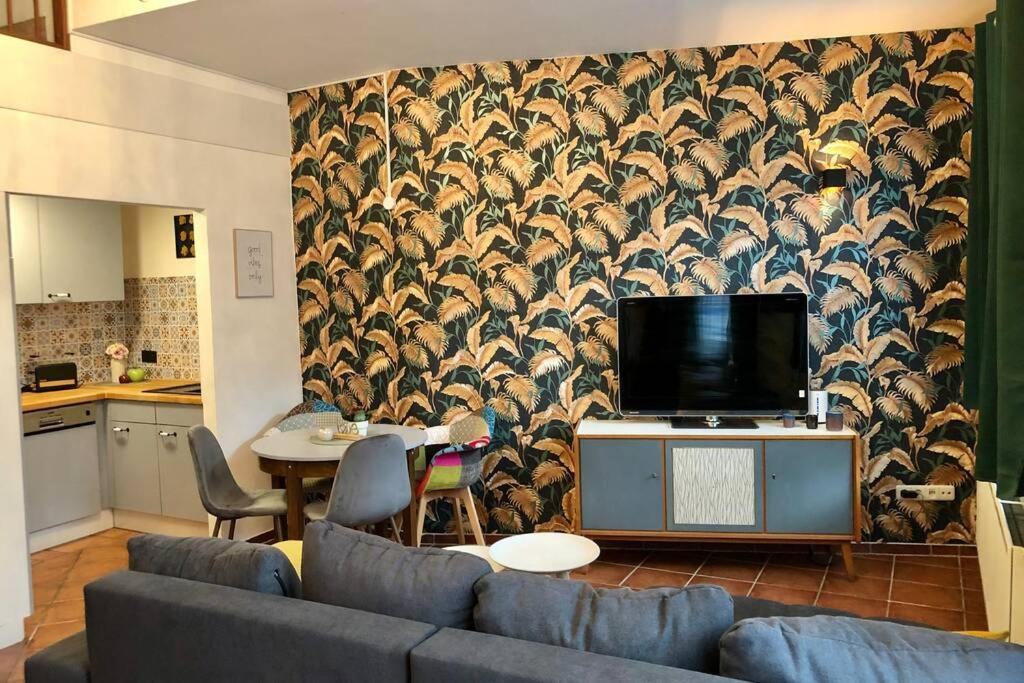 Apartment Zum Goldenen Lowen Inkl. Parkplatz & Wlan Erfurt Exterior photo