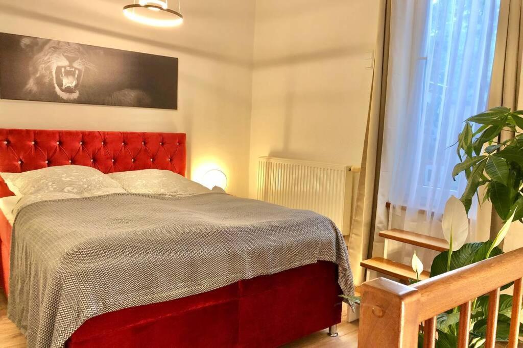 Apartment Zum Goldenen Lowen Inkl. Parkplatz & Wlan Erfurt Exterior photo